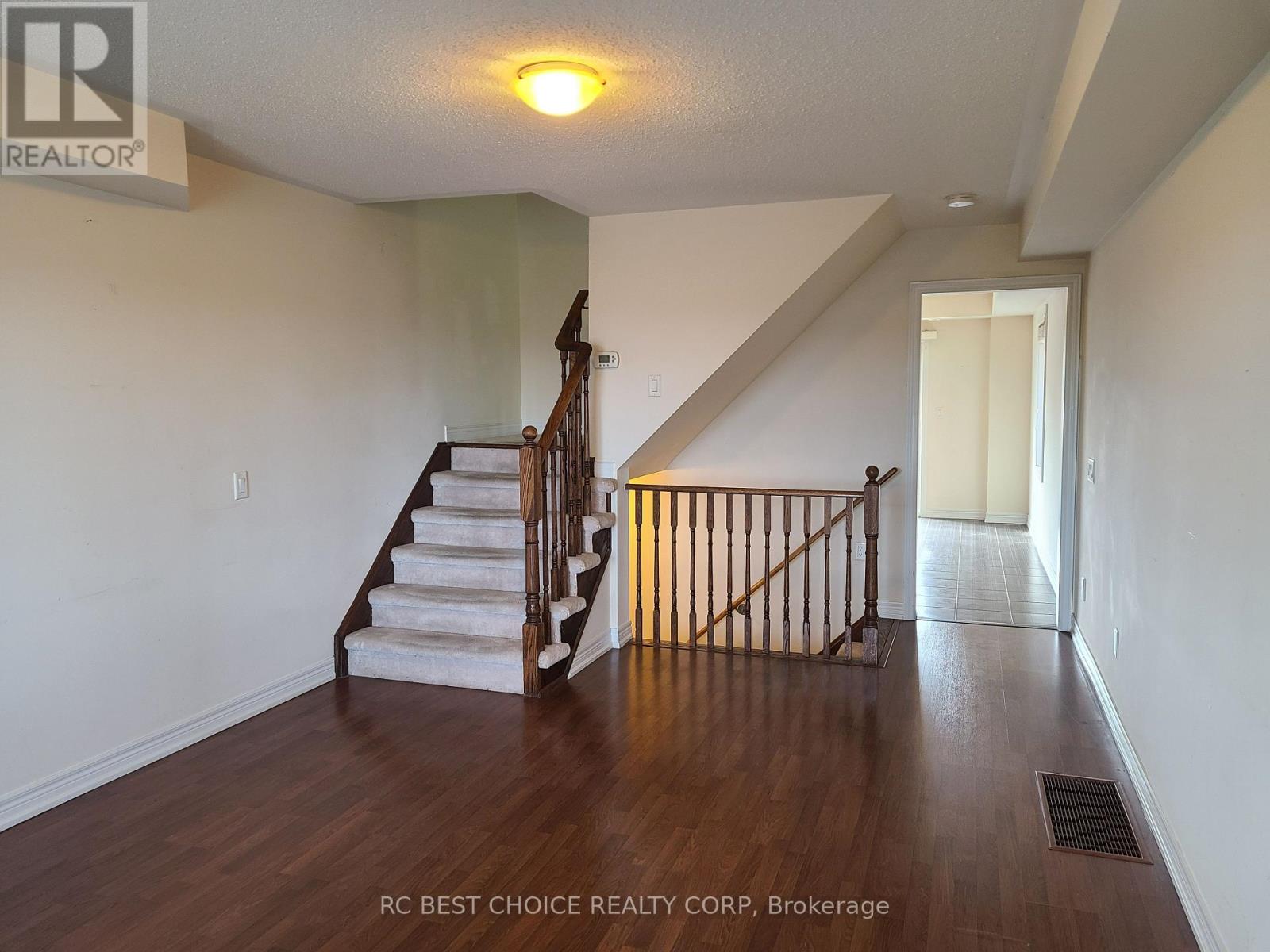 9982 Mccowan Road Property Photo 13