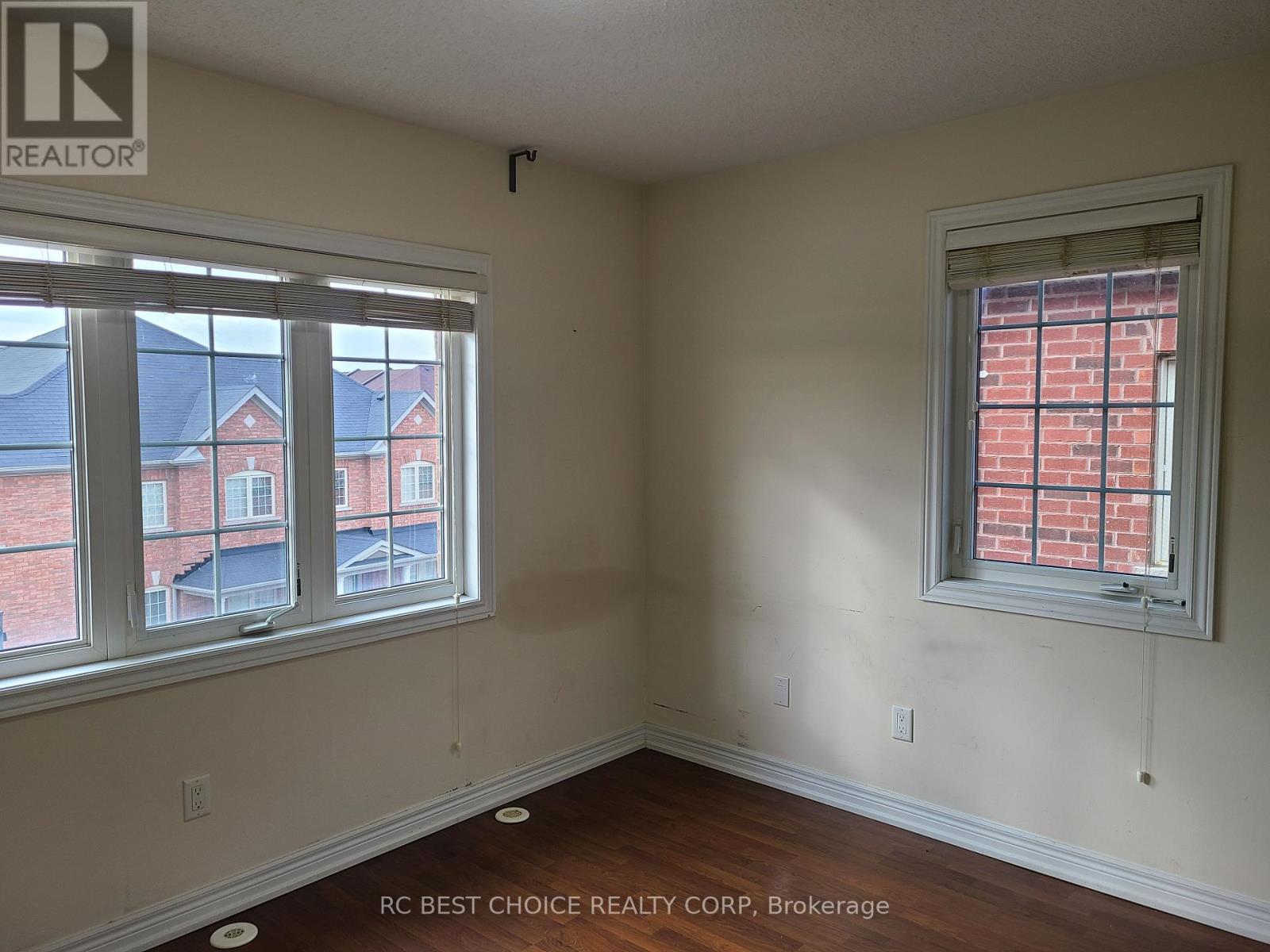 9982 Mccowan Road Property Photo 20