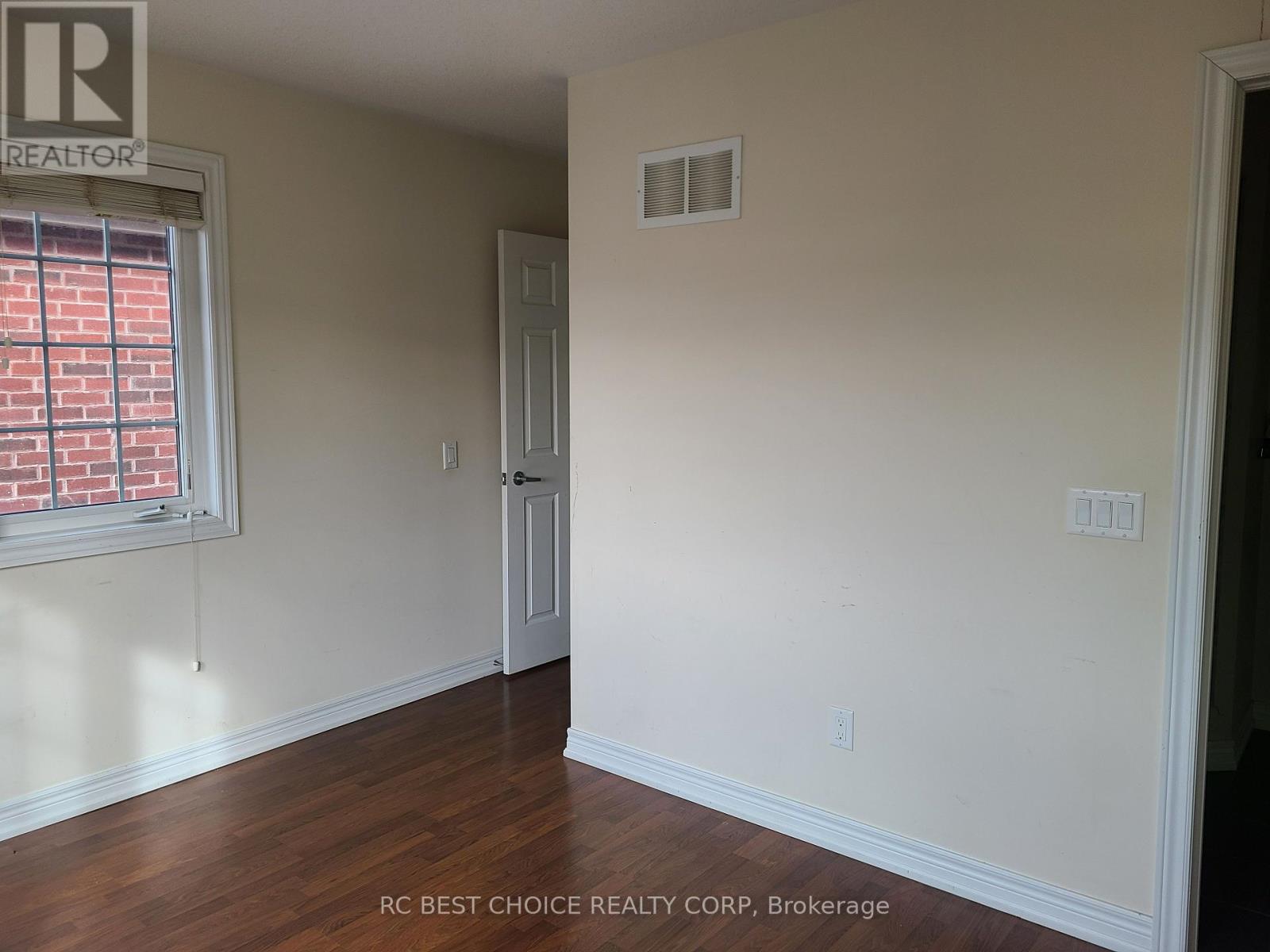 9982 Mccowan Road Property Photo 22