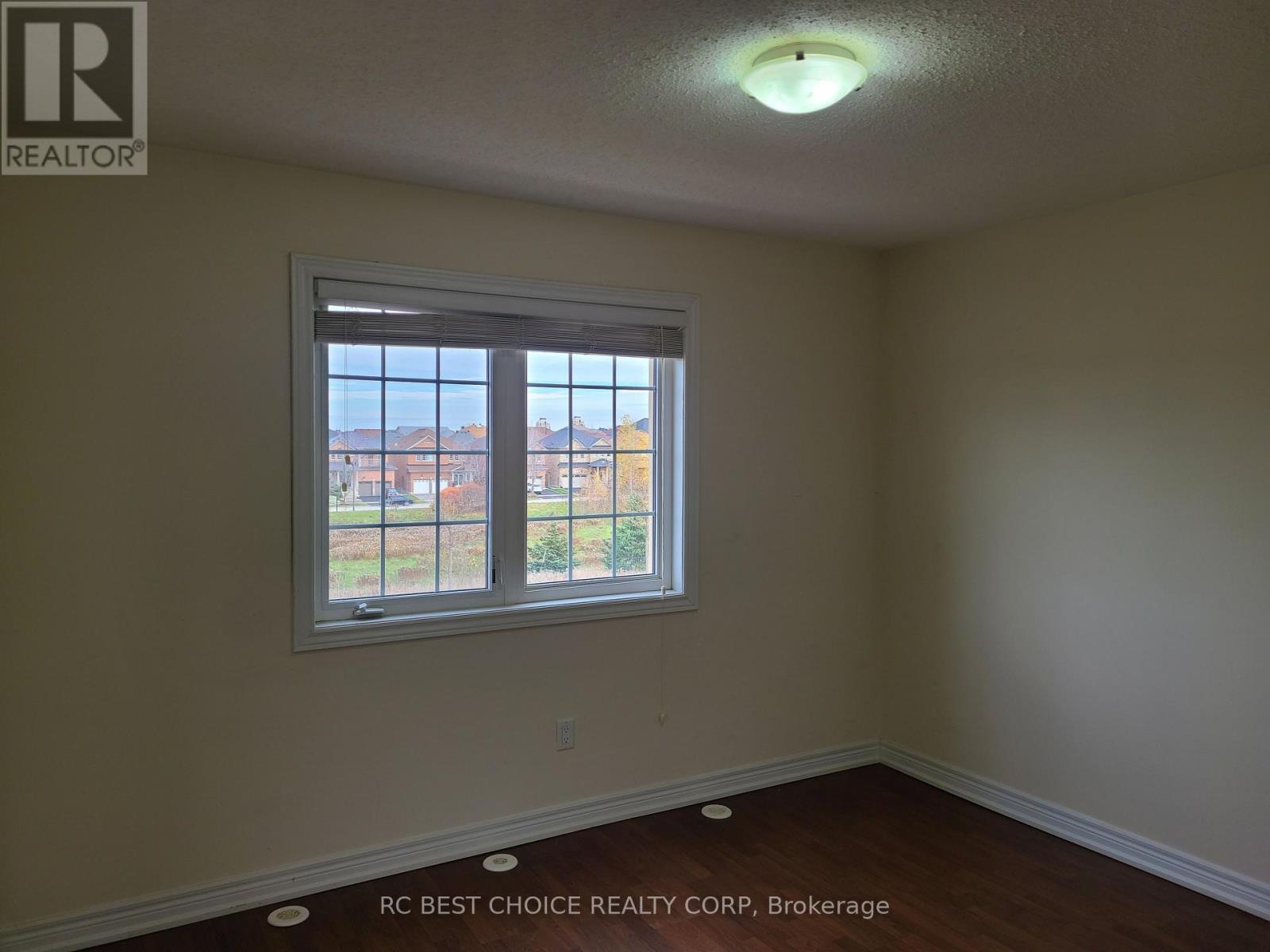 9982 Mccowan Road Property Photo 23