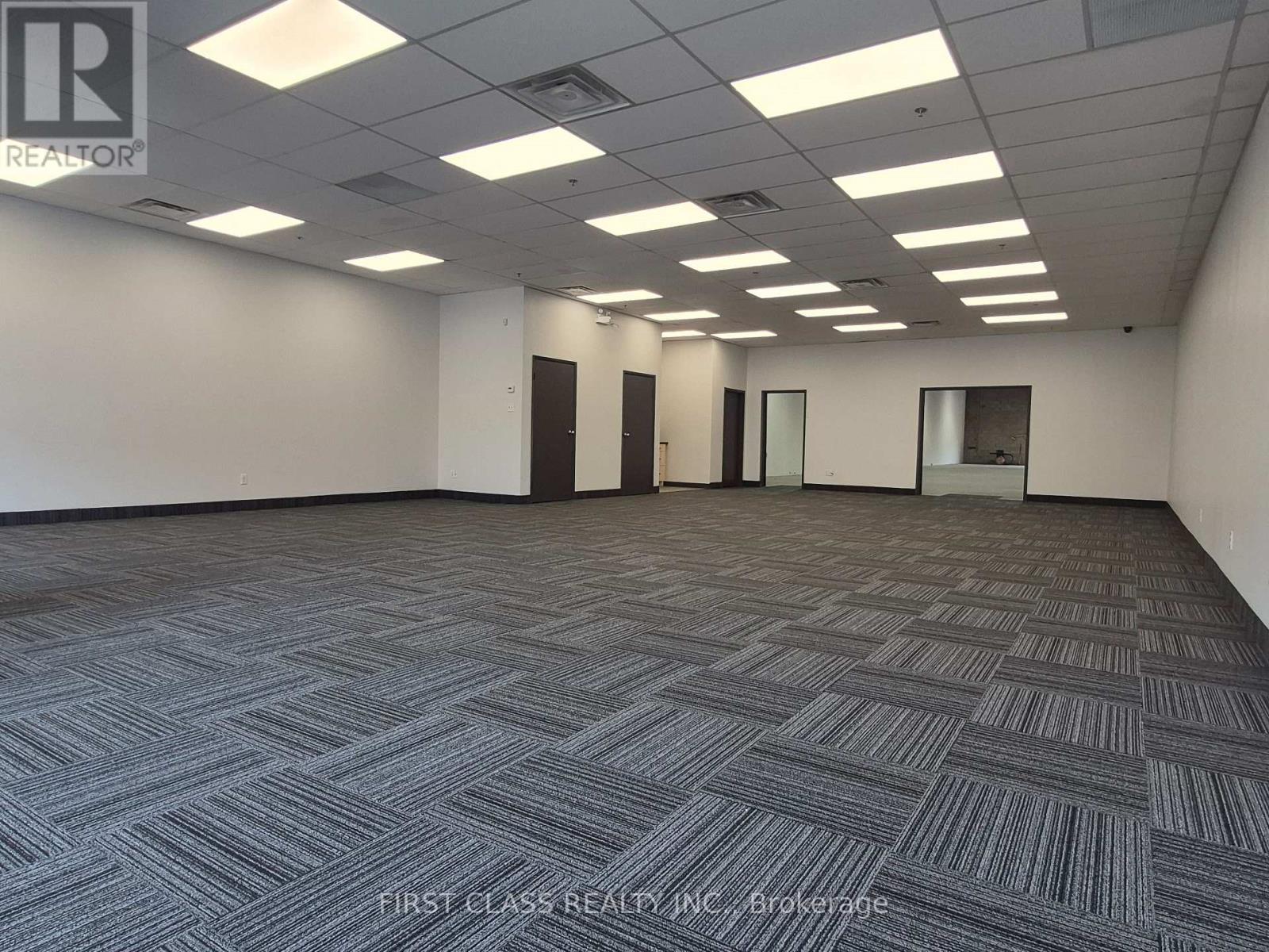 5 - 20 Steelcase Road W Property Photo 5