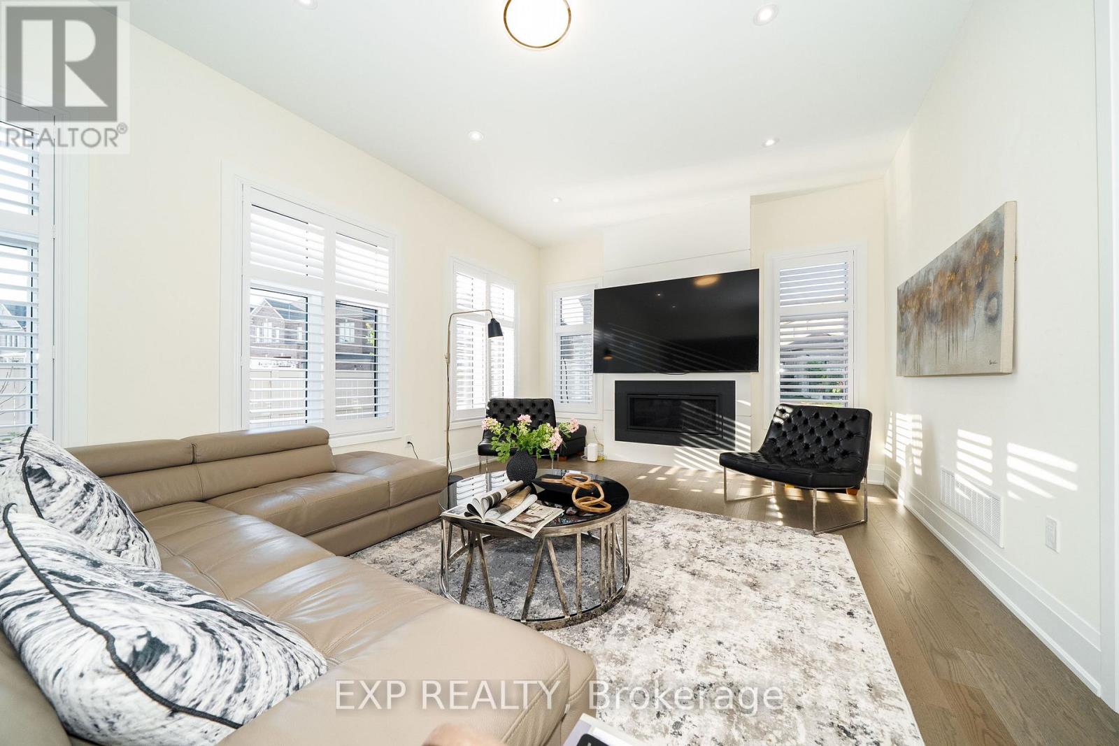 38 Bud Leggett Crescent Property Photo 15