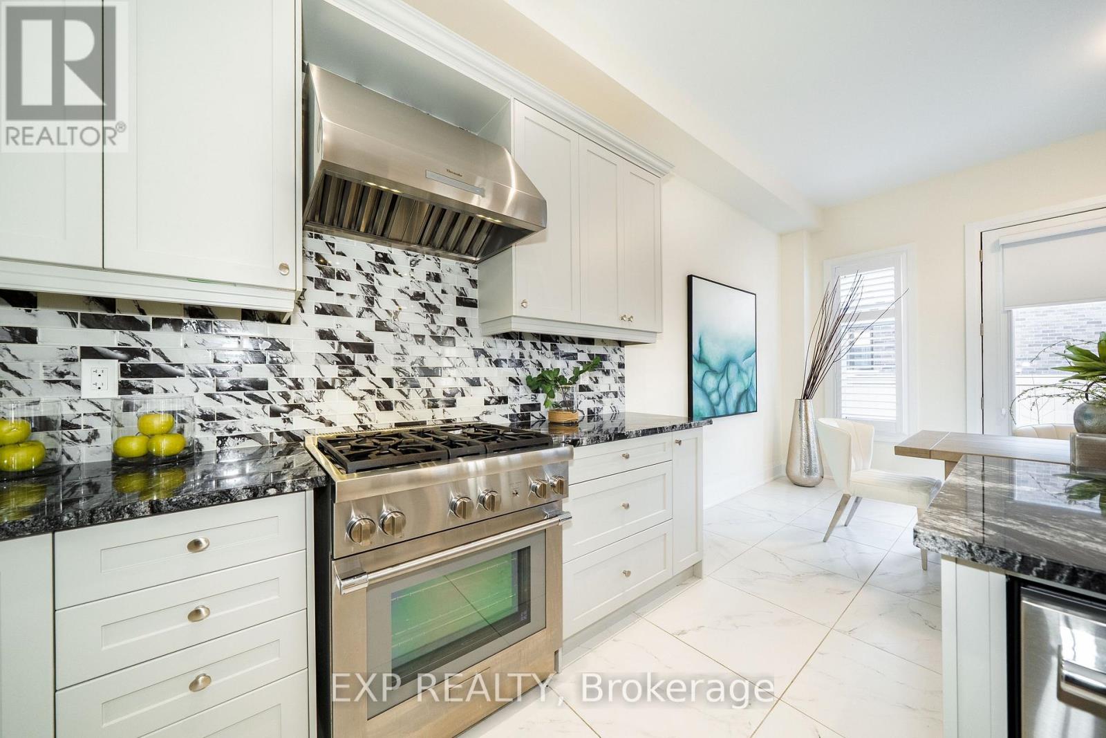 38 Bud Leggett Crescent Property Photo 21