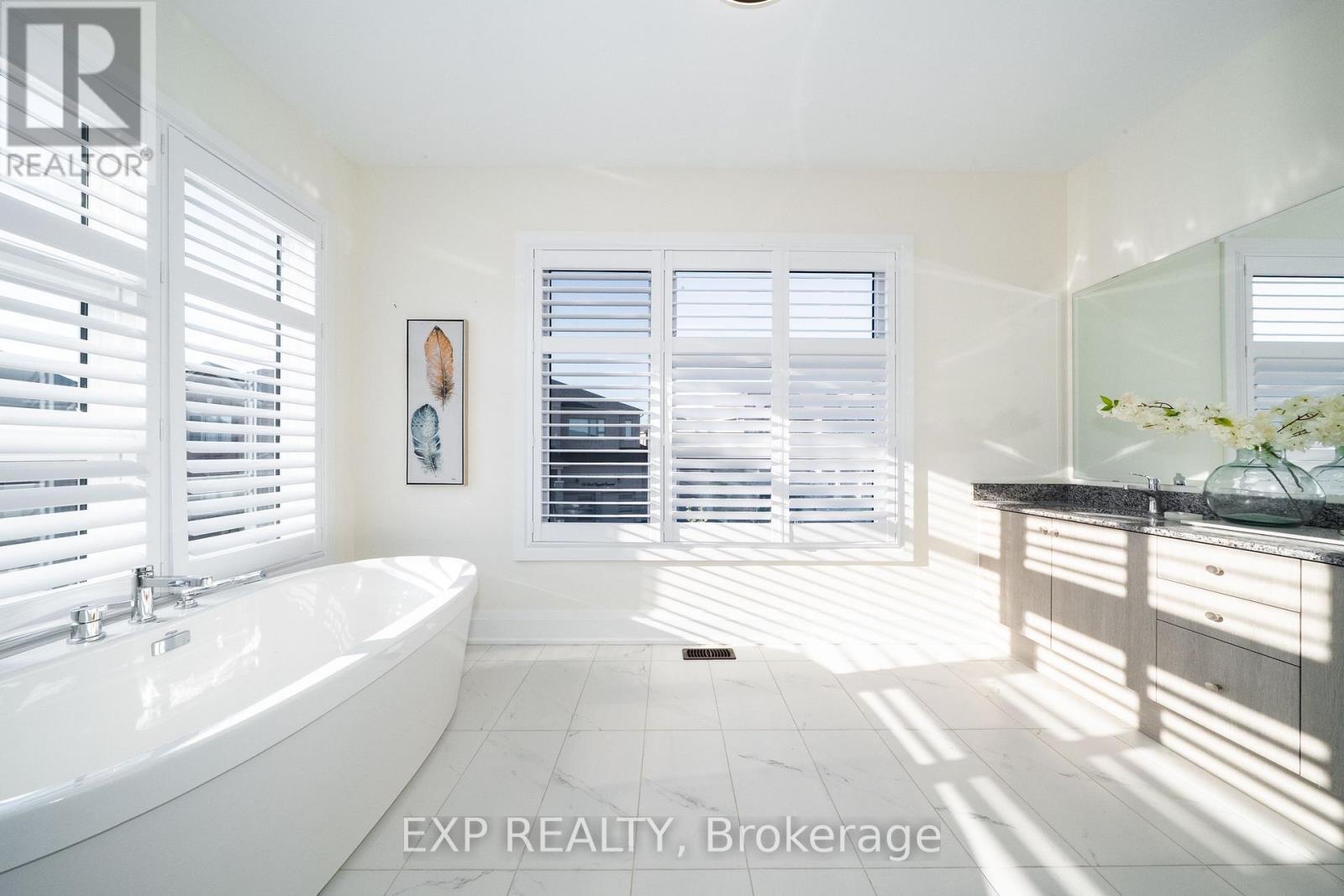 38 Bud Leggett Crescent Property Photo 31