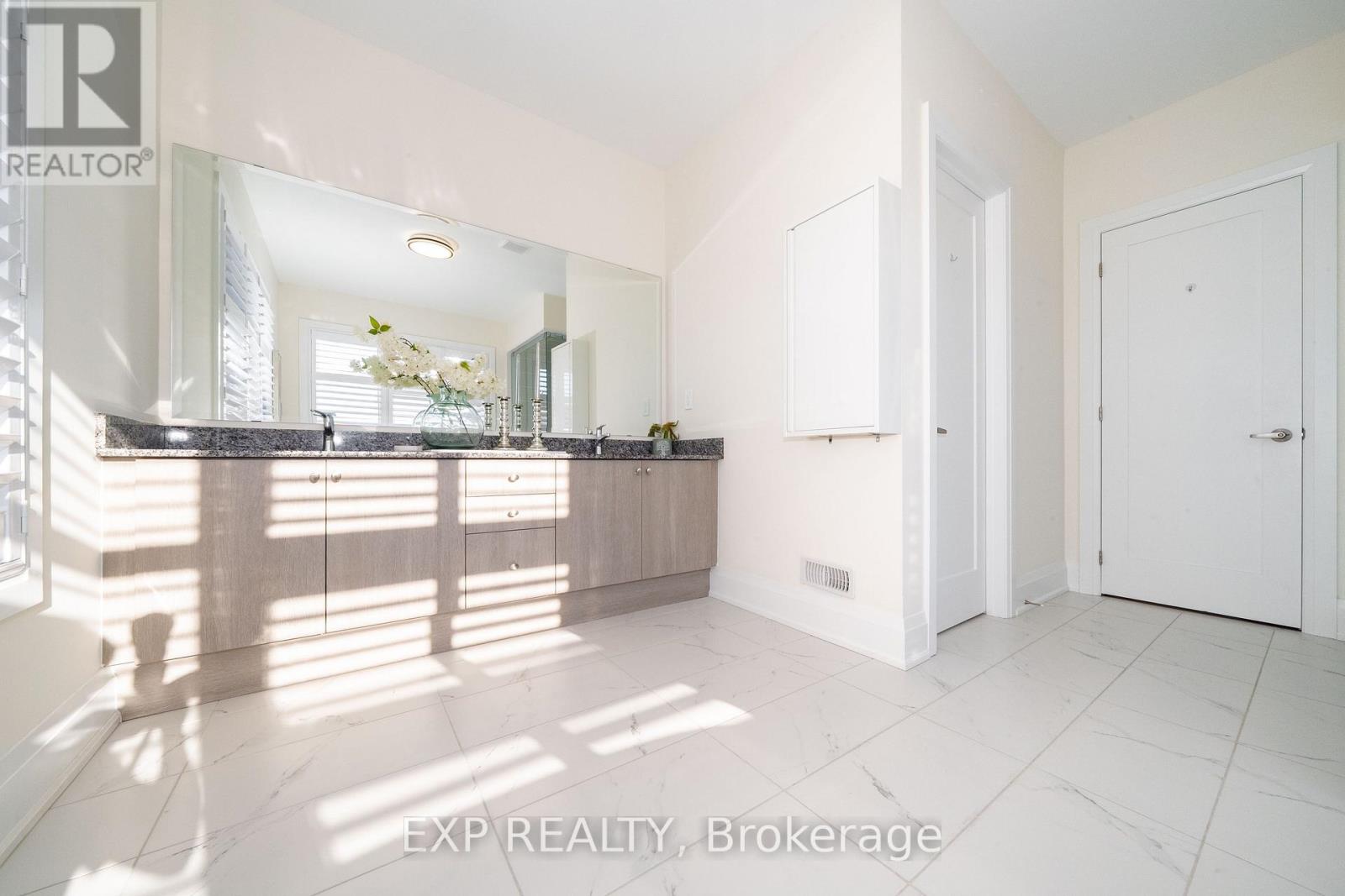 38 Bud Leggett Crescent Property Photo 33