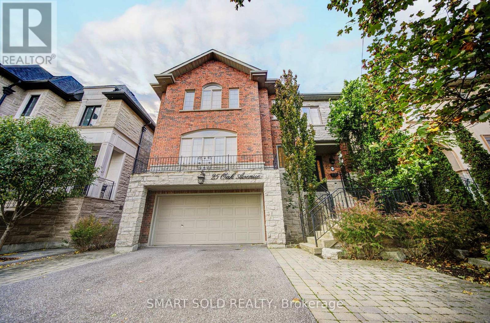 25 Oak Avenue Property Photo 1