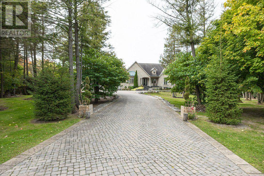 5 River Stone Court Property Photo 1