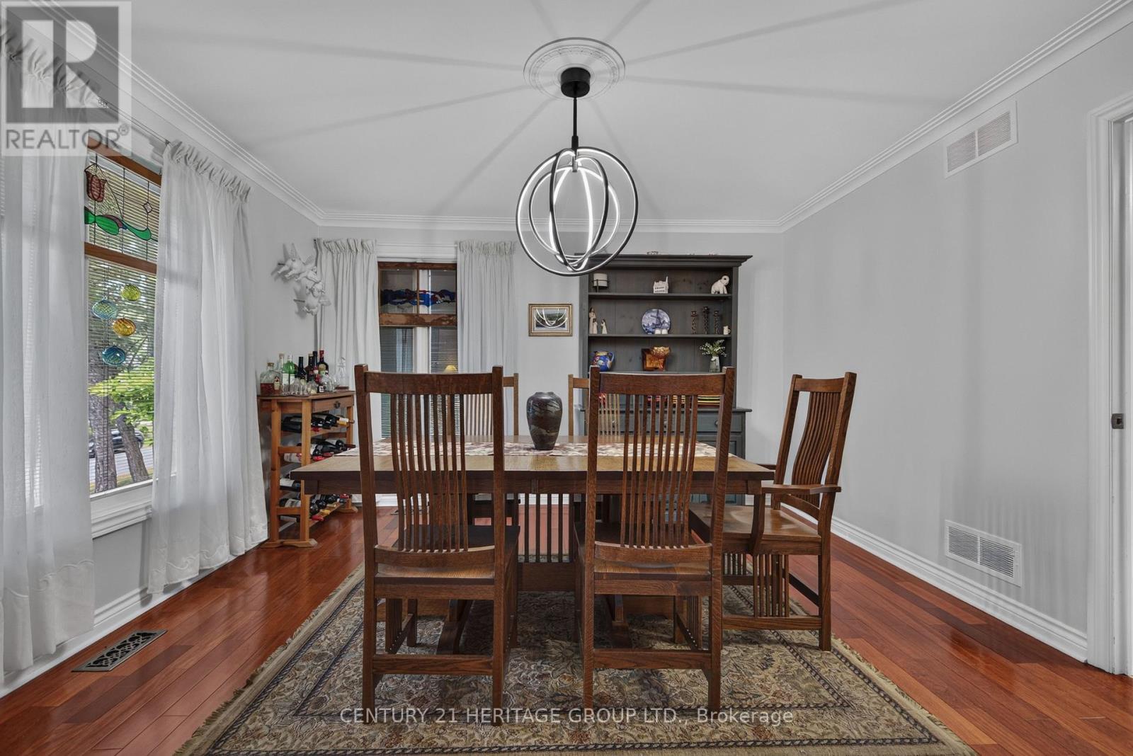 1 Arthur Evans Crescent Property Photo 22