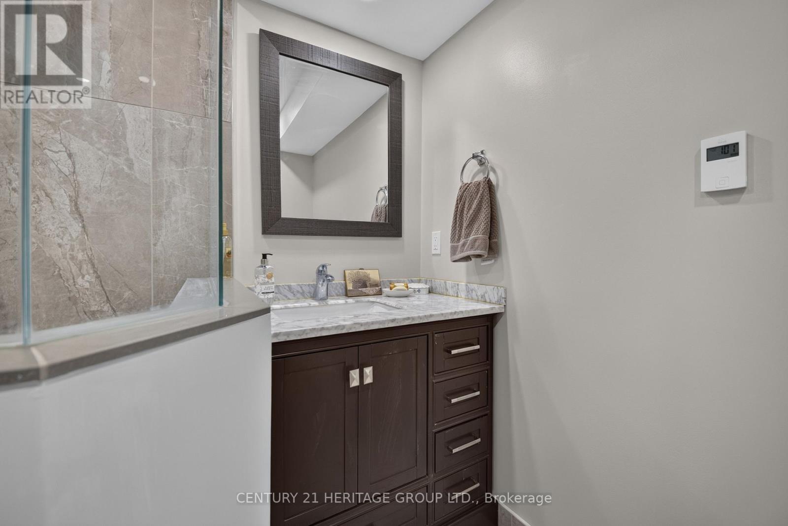 1 Arthur Evans Crescent Property Photo 40