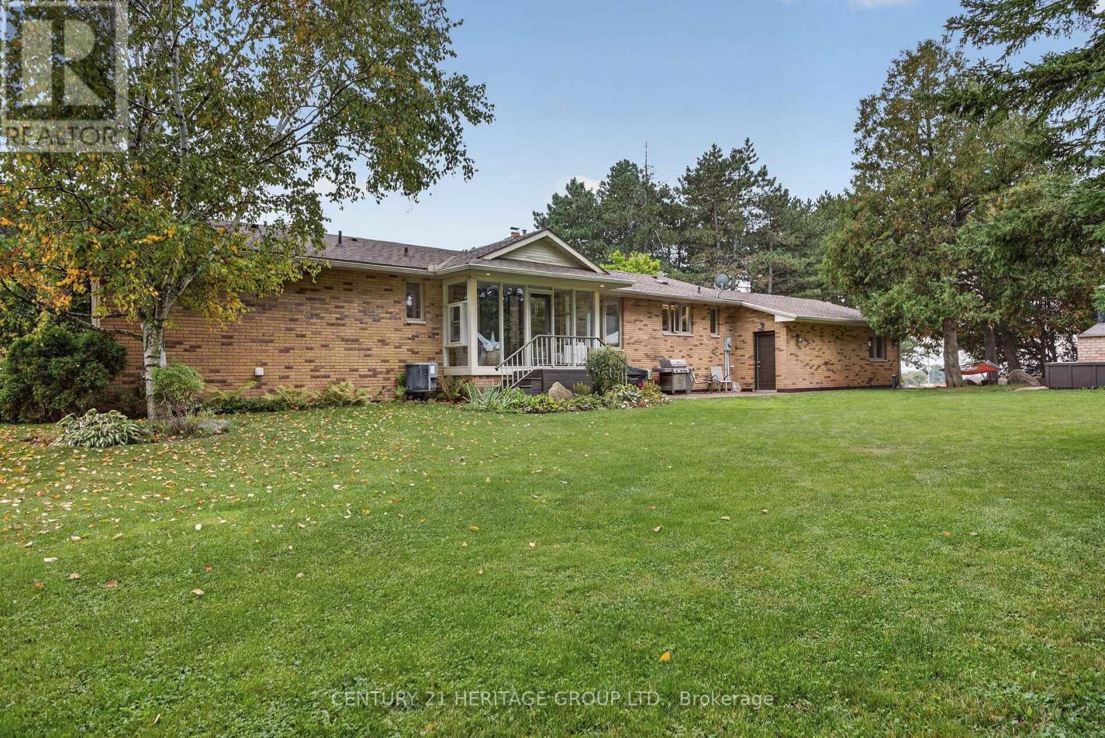 1 Arthur Evans Crescent Property Photo 49