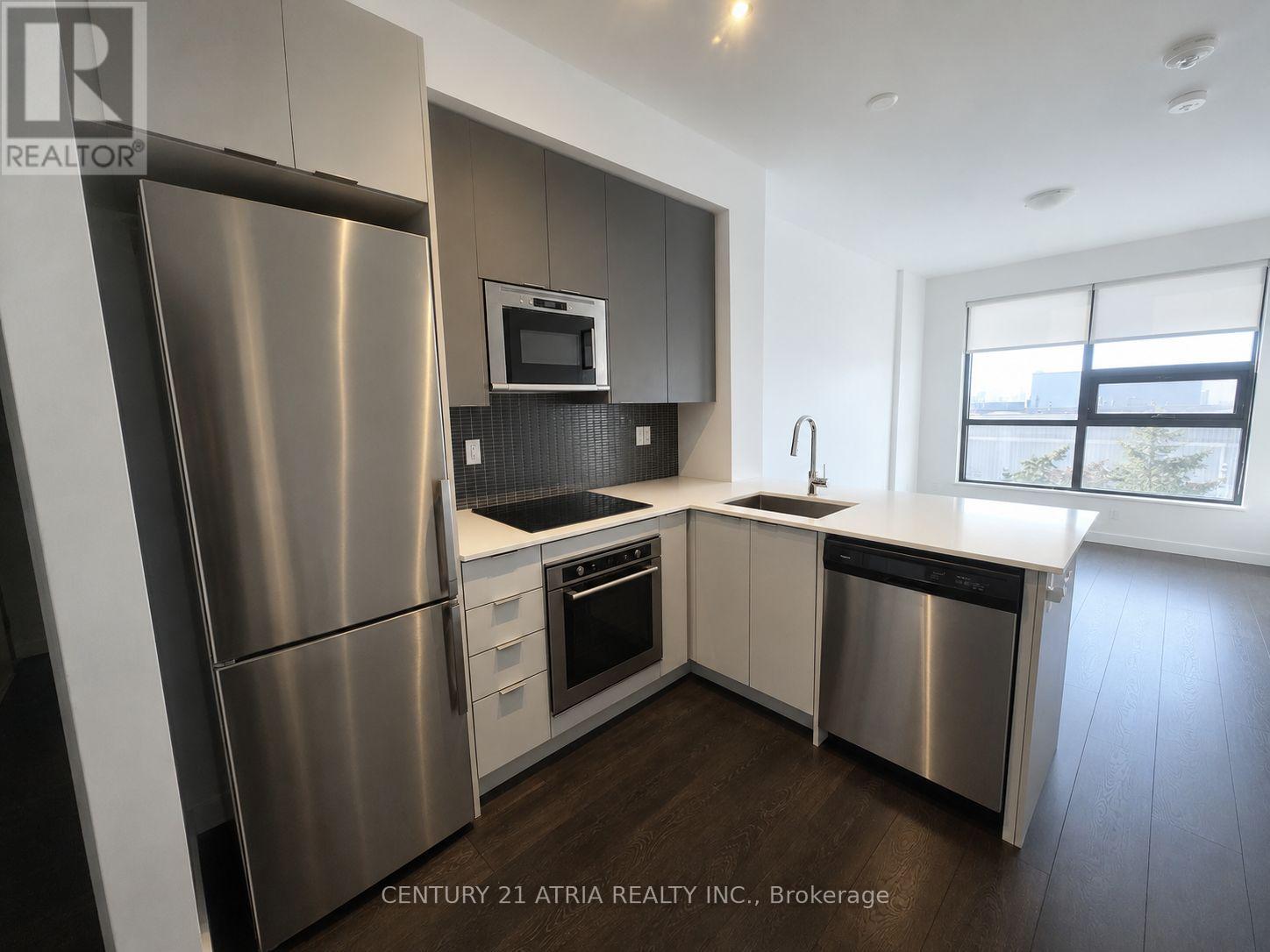 420 - 2908 Highway 7 Property Photo 3