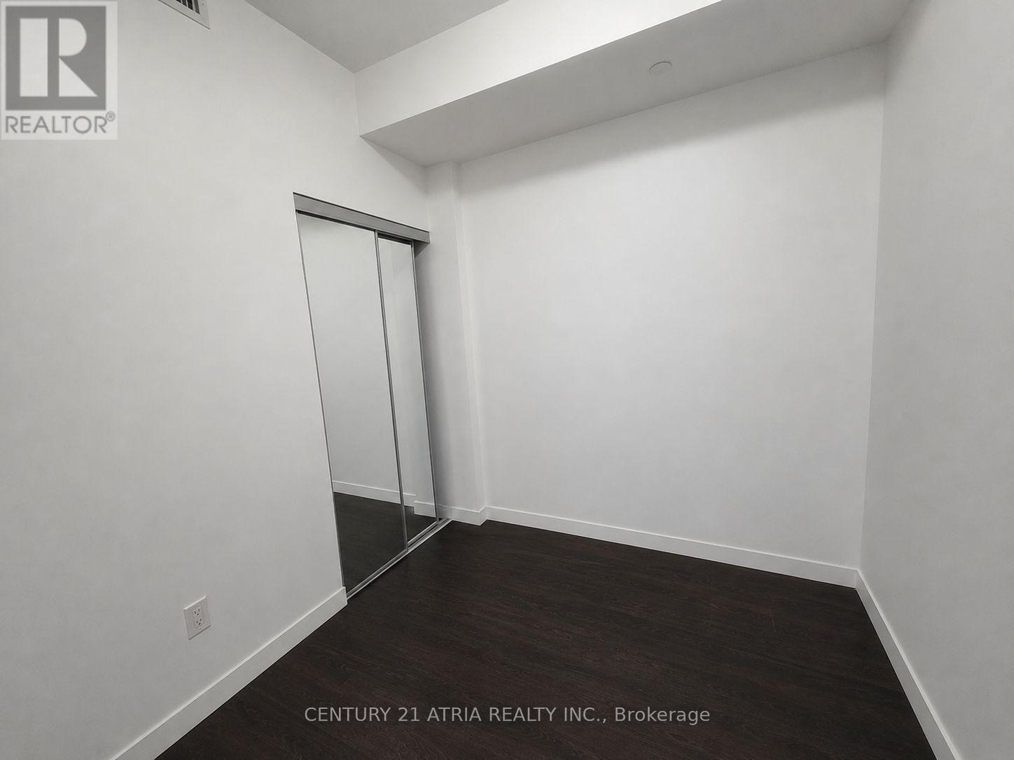 420 - 2908 Highway 7 Property Photo 7