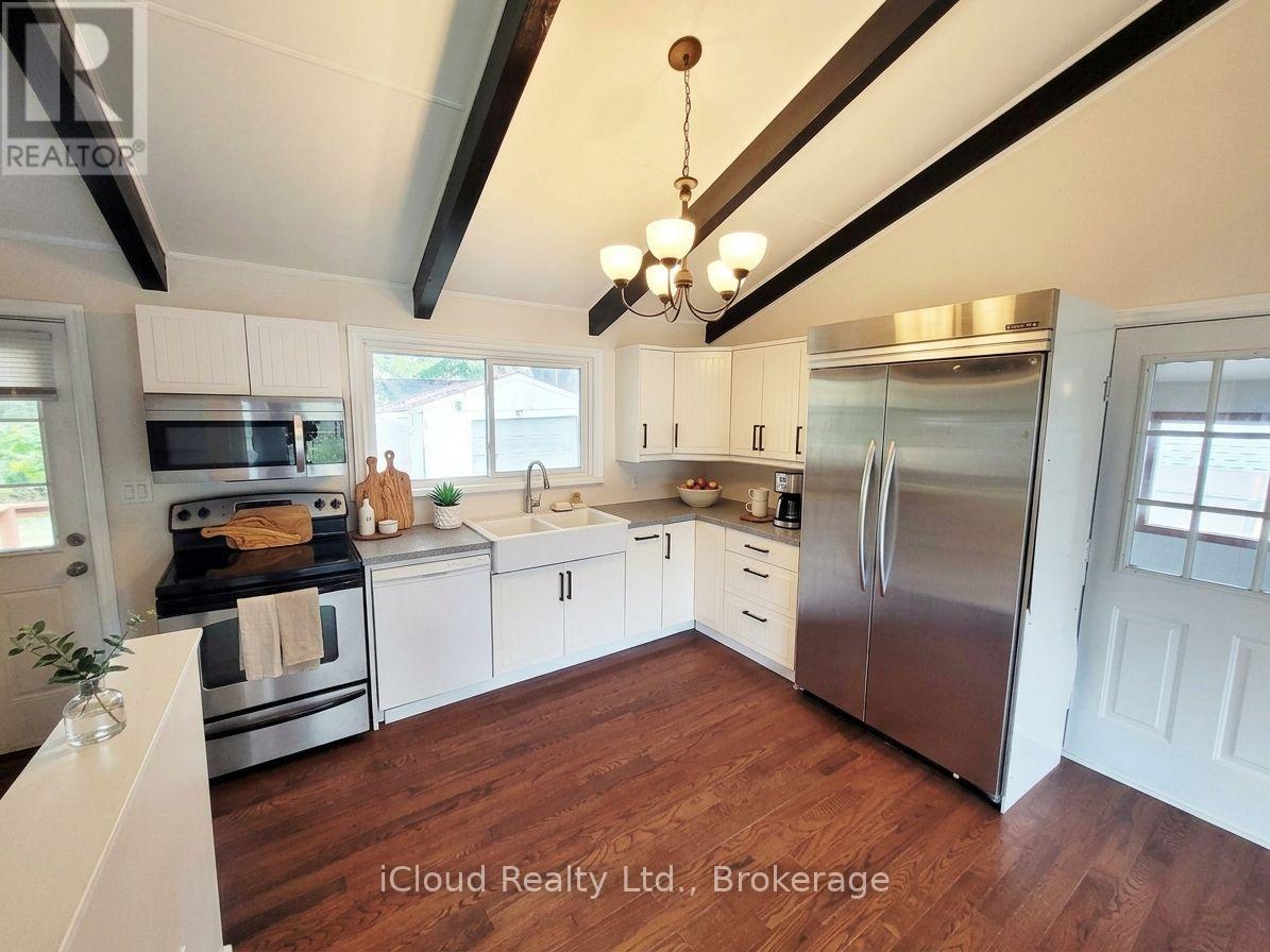 172 Silas Boulevard Property Photo 2