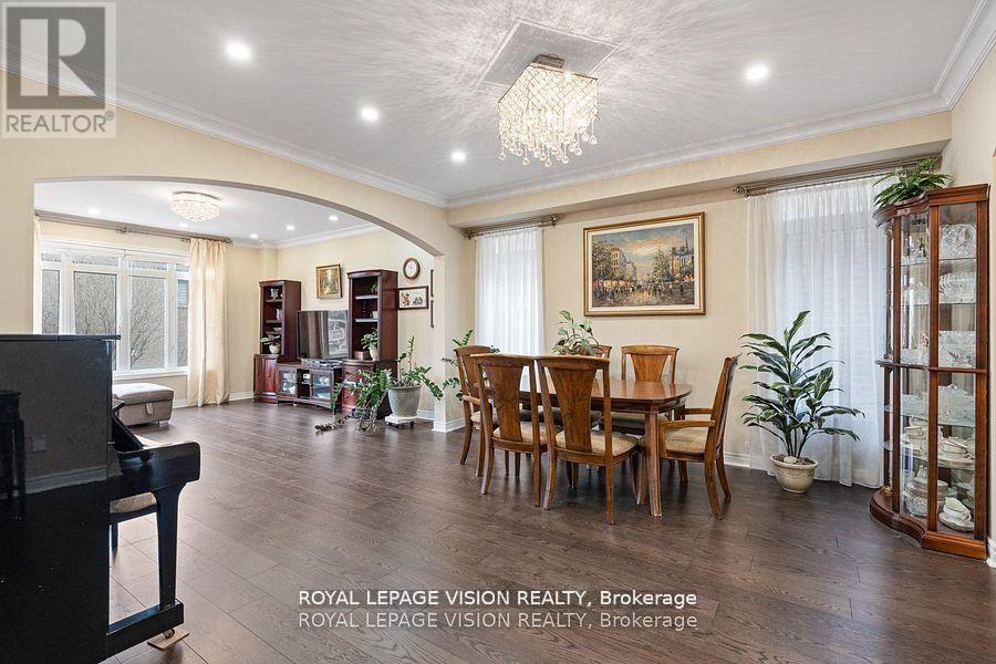 41 Treetops Boulevard Property Photo 7