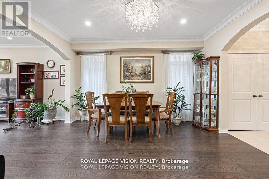 41 Treetops Boulevard Property Photo 11