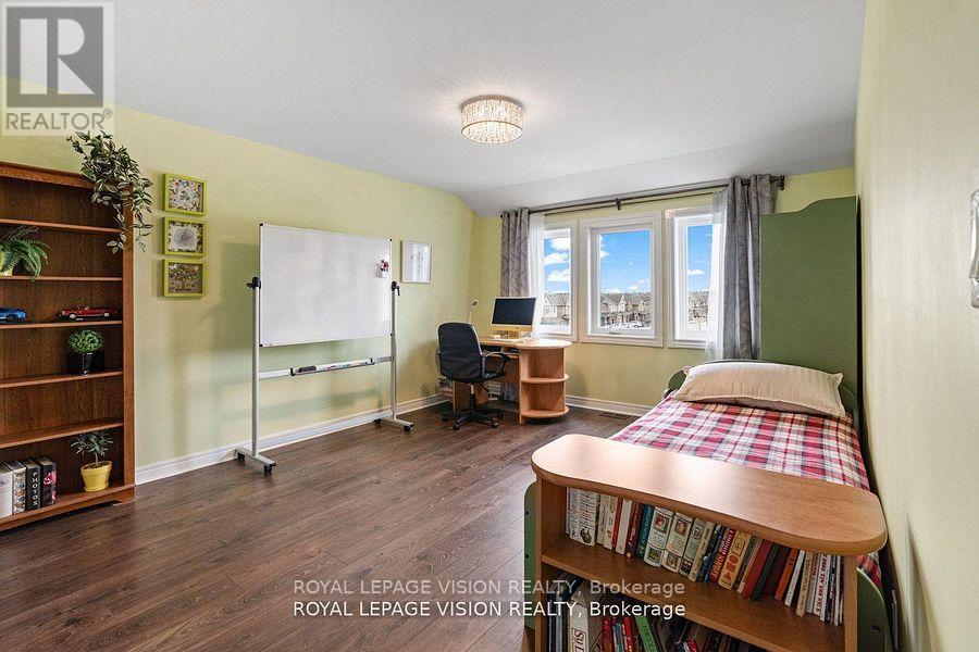 41 Treetops Boulevard Property Photo 26