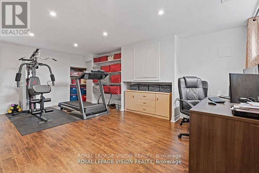 41 Treetops Boulevard Property Photo 36