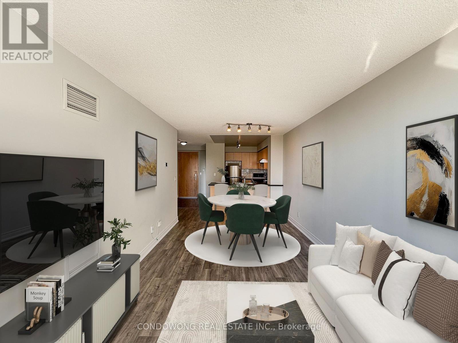 318 - 62 SUNCREST BOULEVARD Property Photo 1