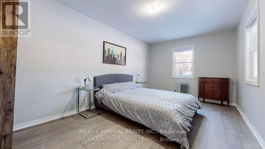 13291 Warden Avenue Property Photo 9