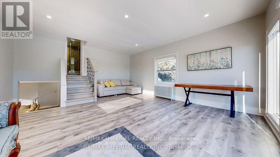 13291 Warden Avenue Property Photo 26