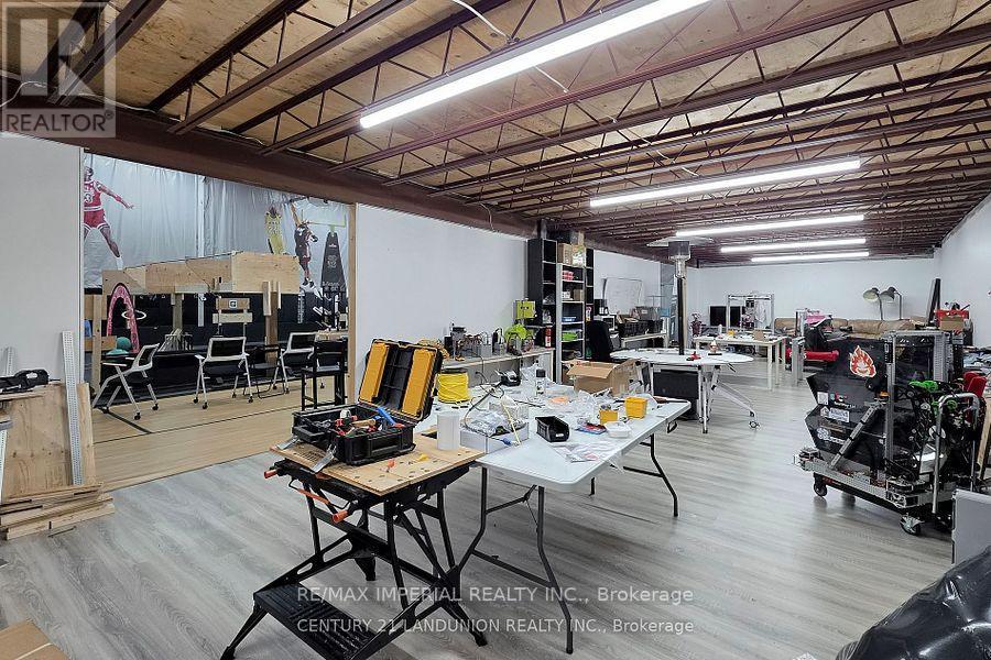 13291 Warden Avenue Property Photo 44