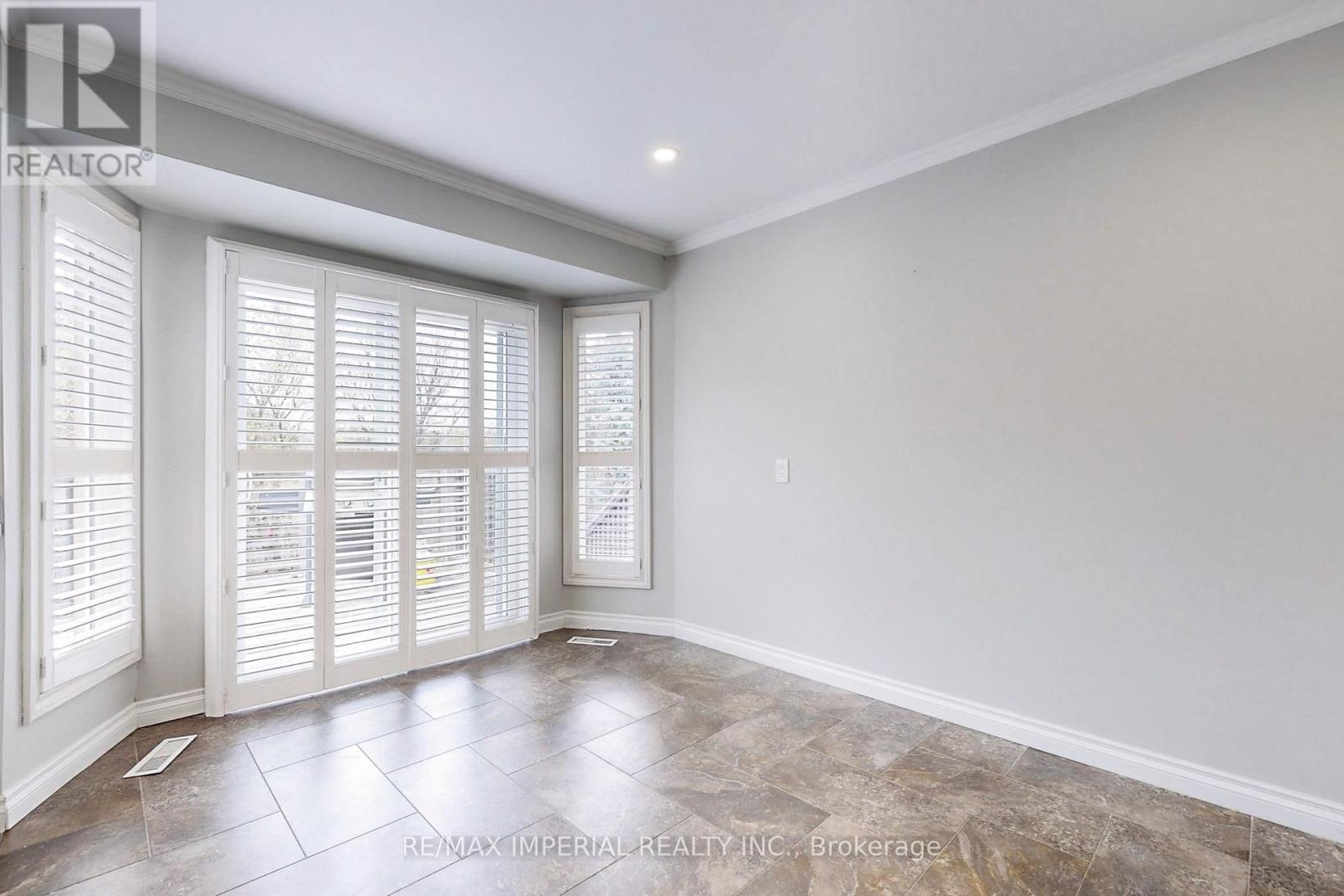 2 Craigleith Crescent Property Photo 14