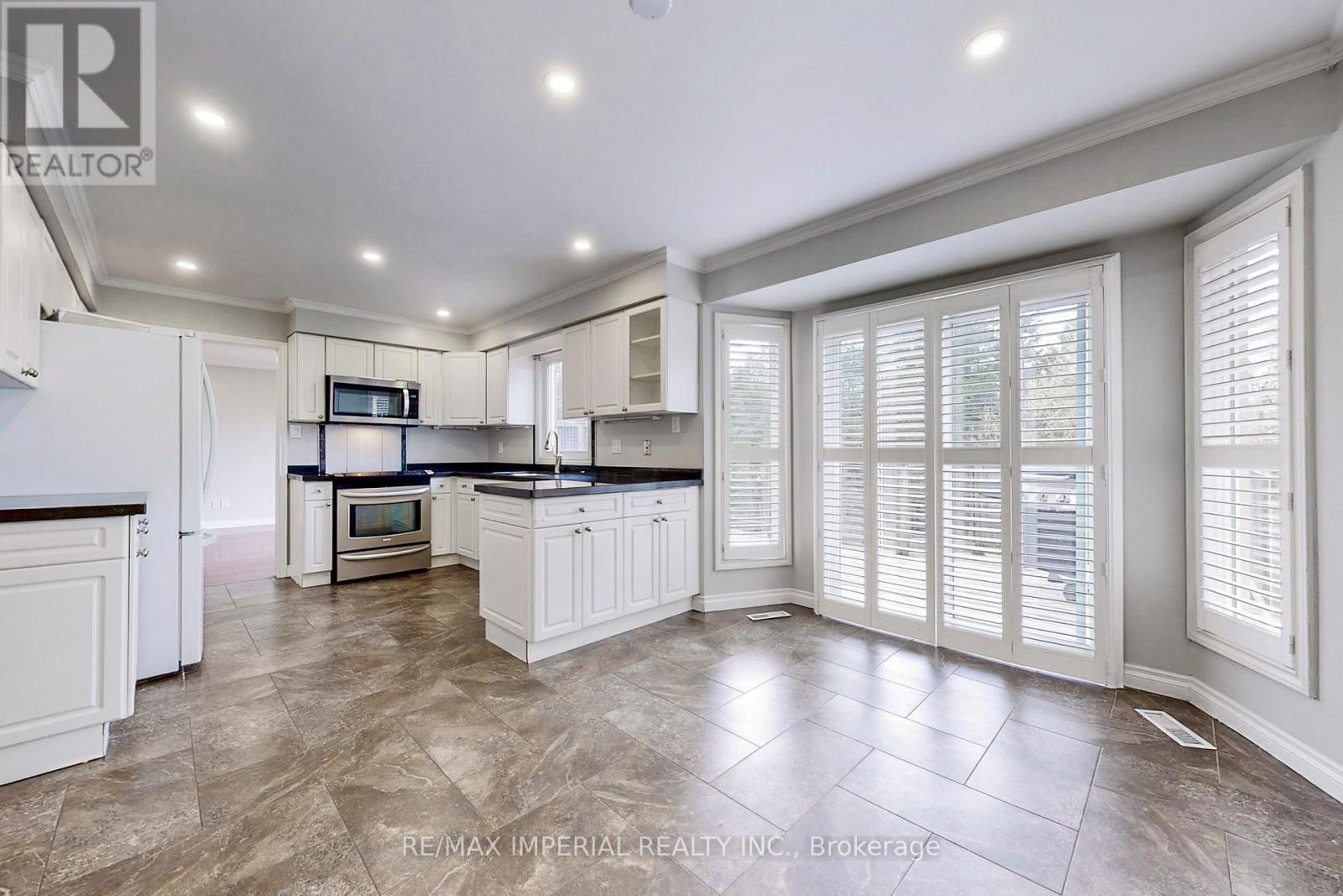 2 Craigleith Crescent Property Photo 15