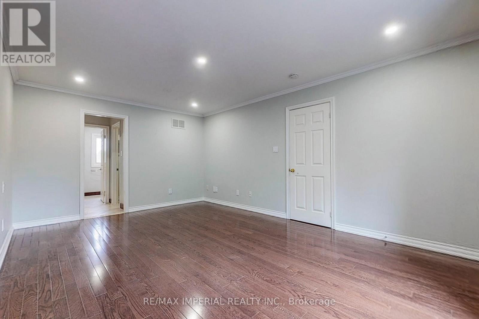 2 Craigleith Crescent Property Photo 21