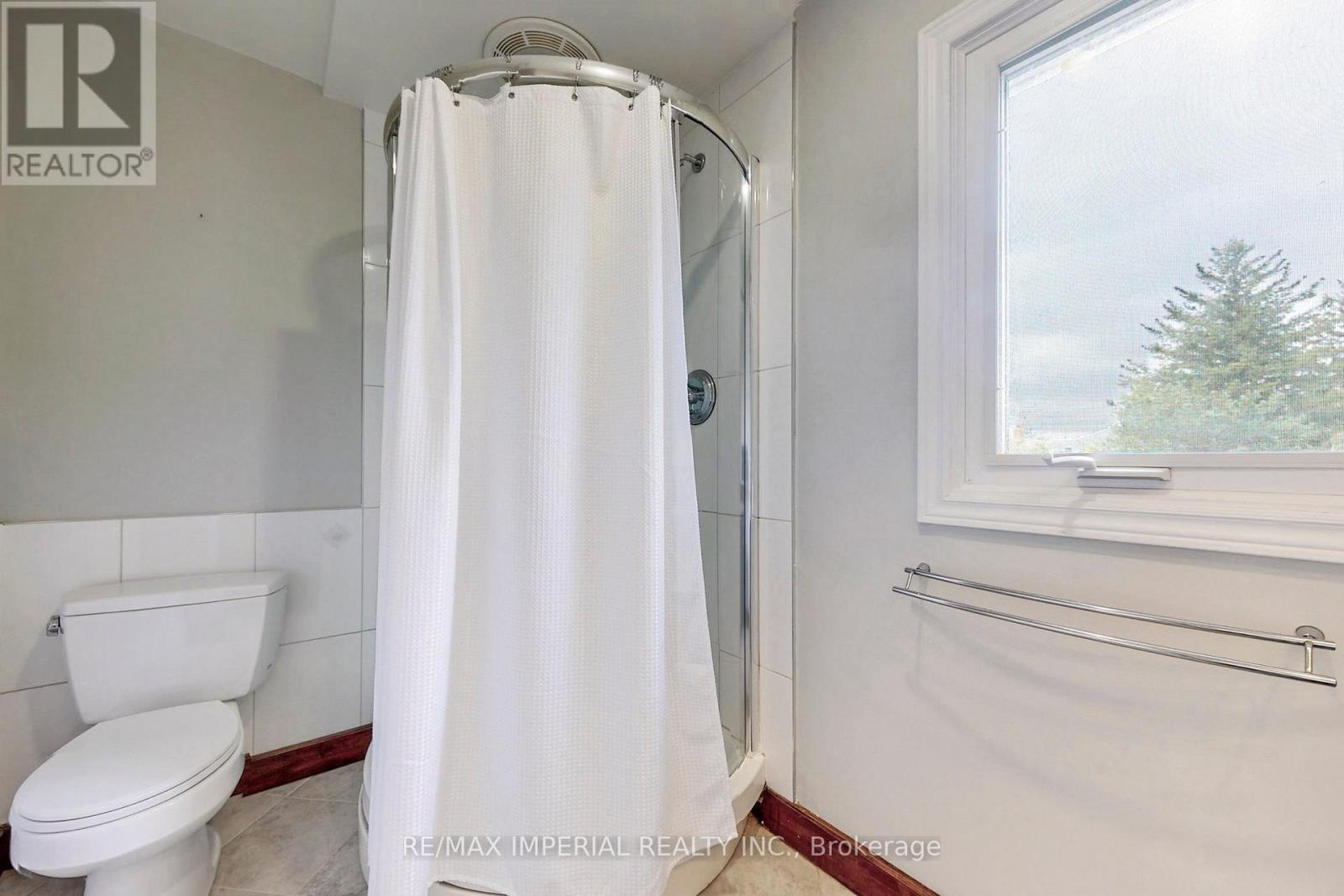 2 Craigleith Crescent Property Photo 23