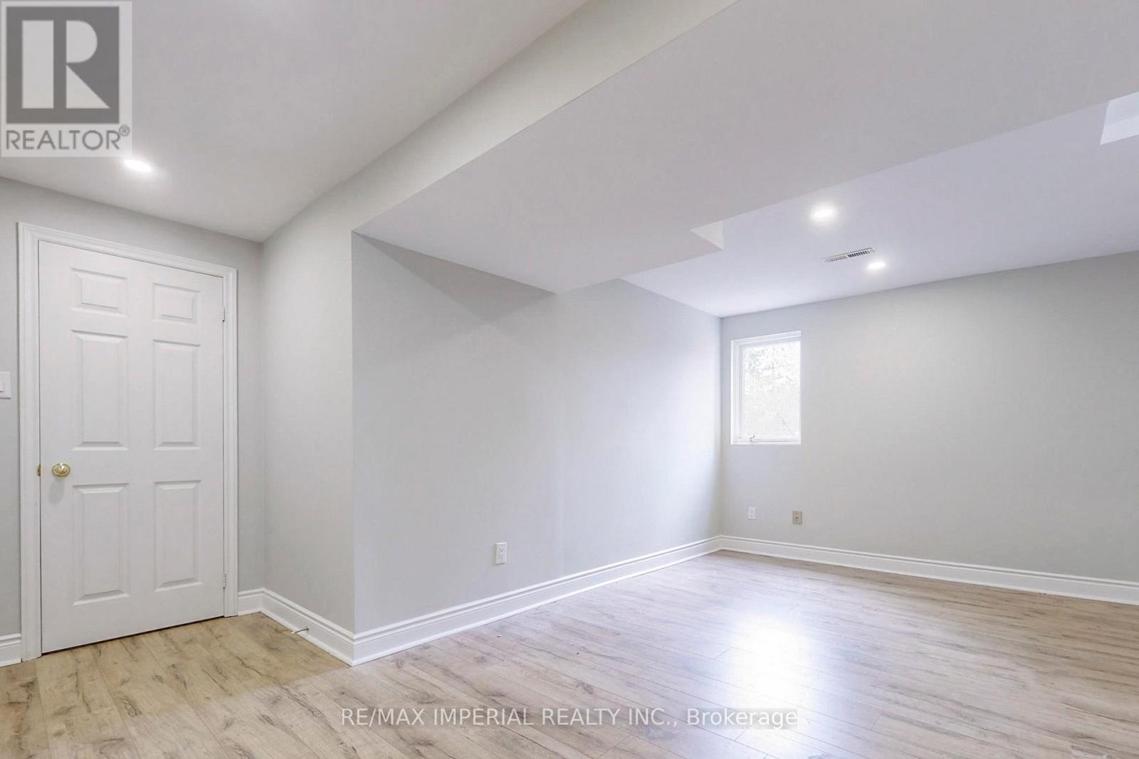 2 Craigleith Crescent Property Photo 25