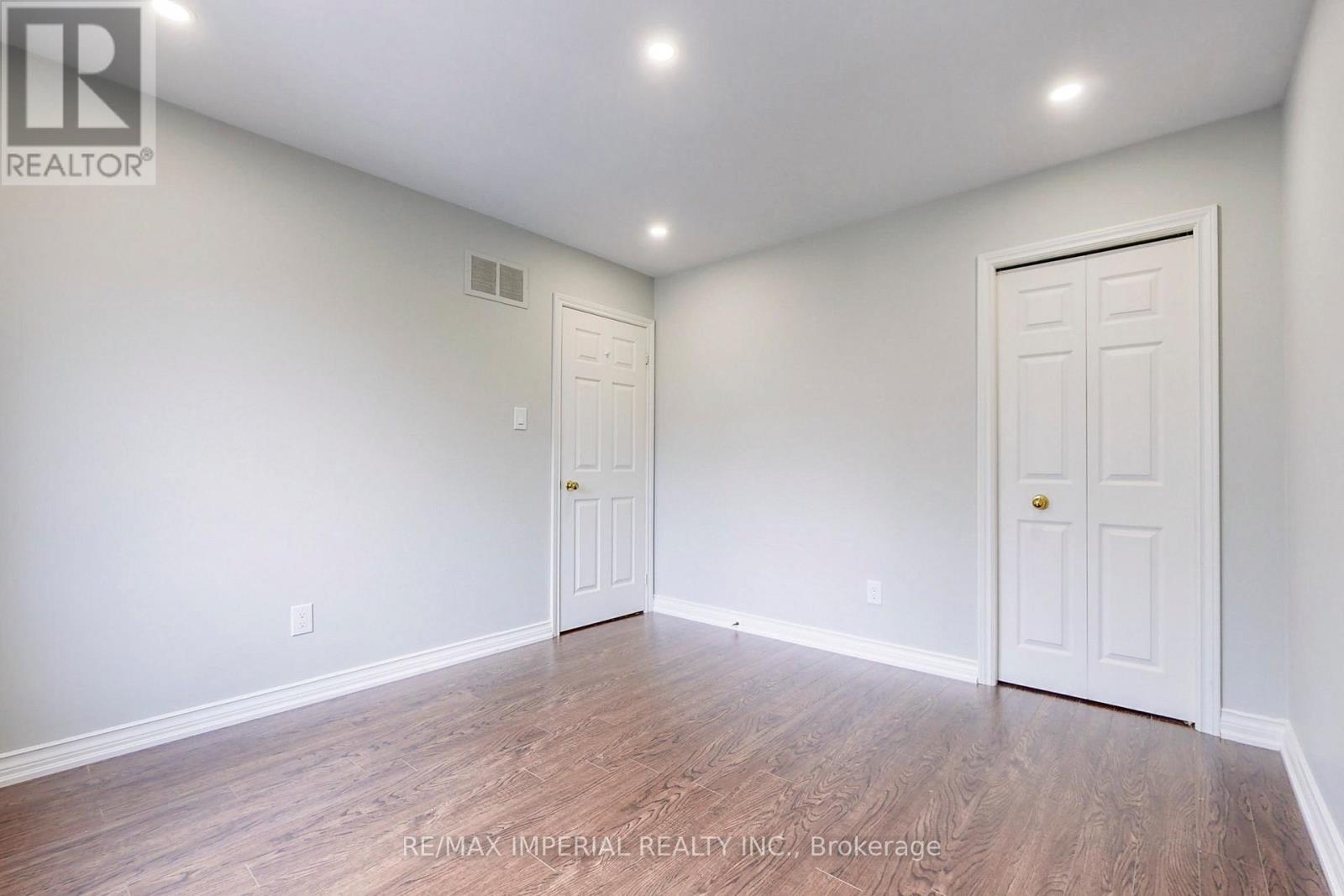 2 Craigleith Crescent Property Photo 28