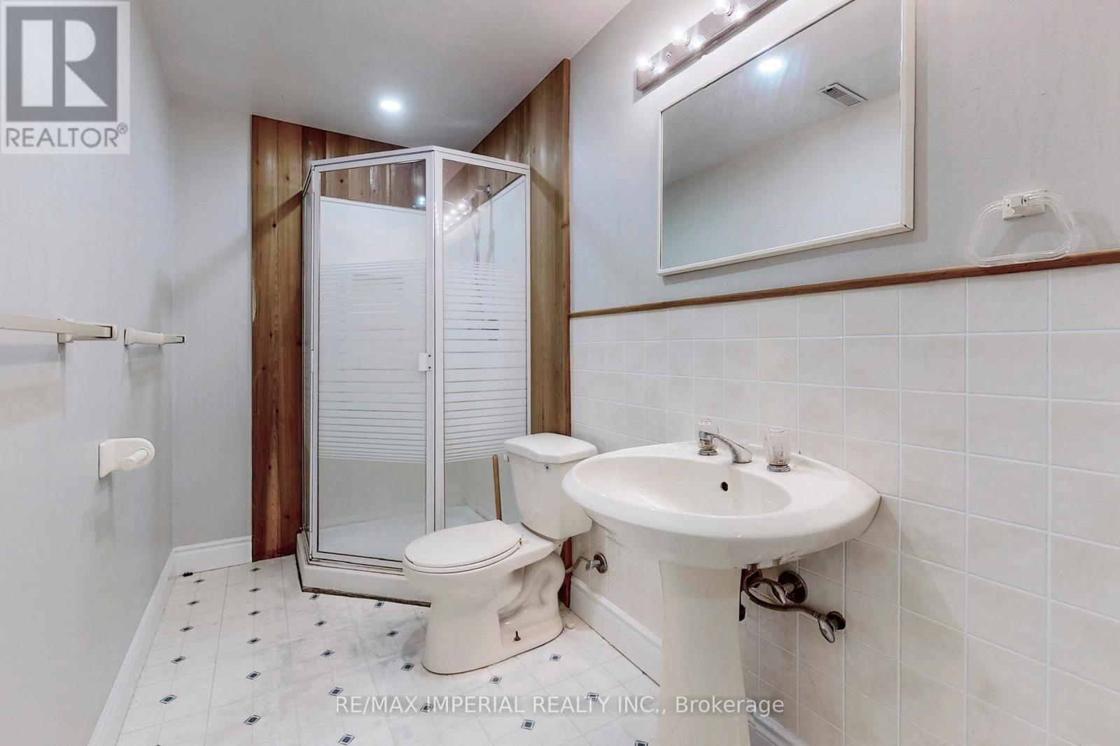 2 Craigleith Crescent Property Photo 36