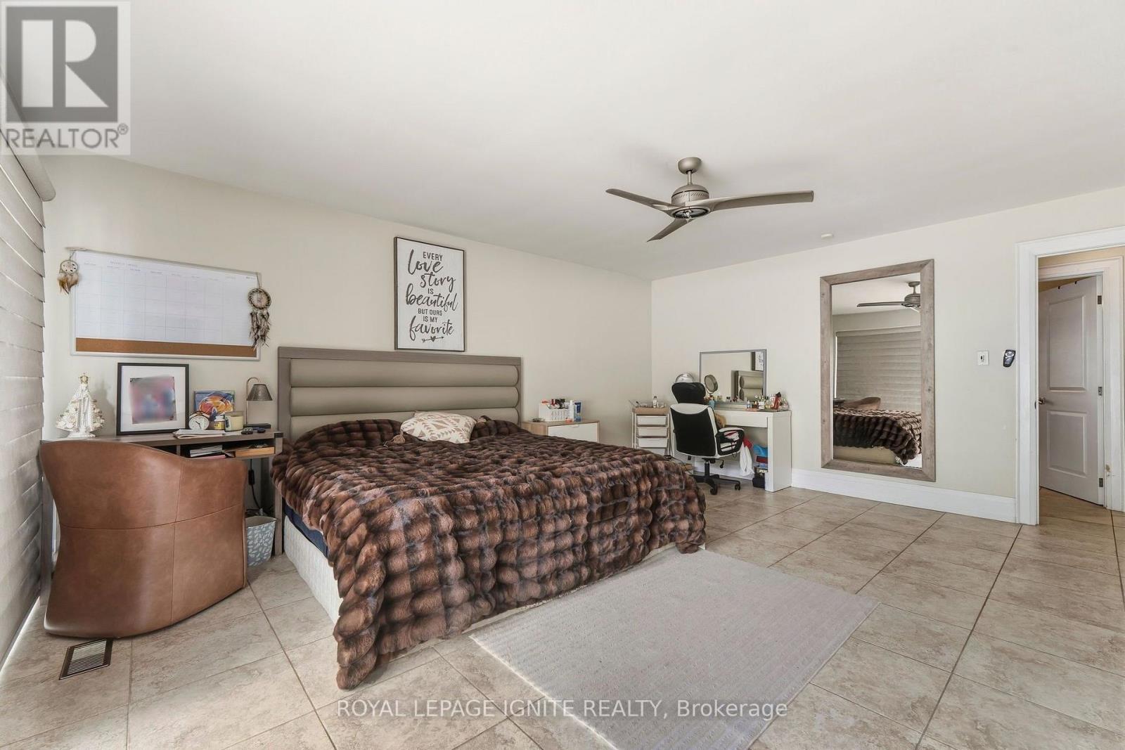 8 Ridgevale Drive Property Photo 14