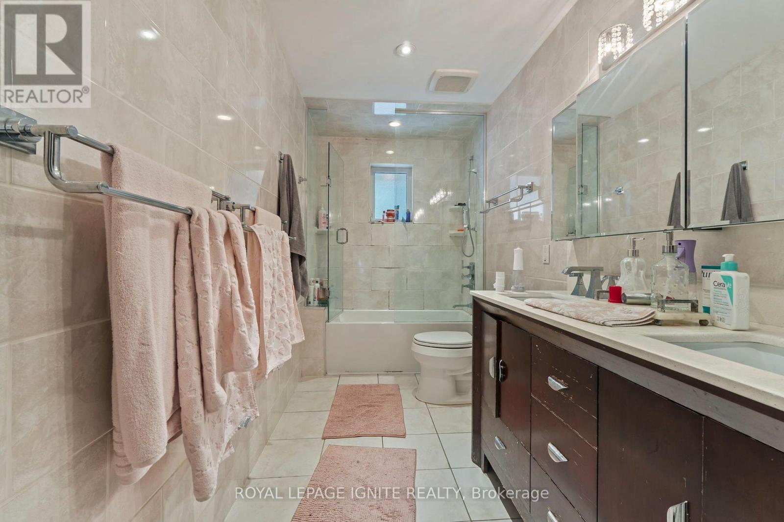 8 Ridgevale Drive Property Photo 17