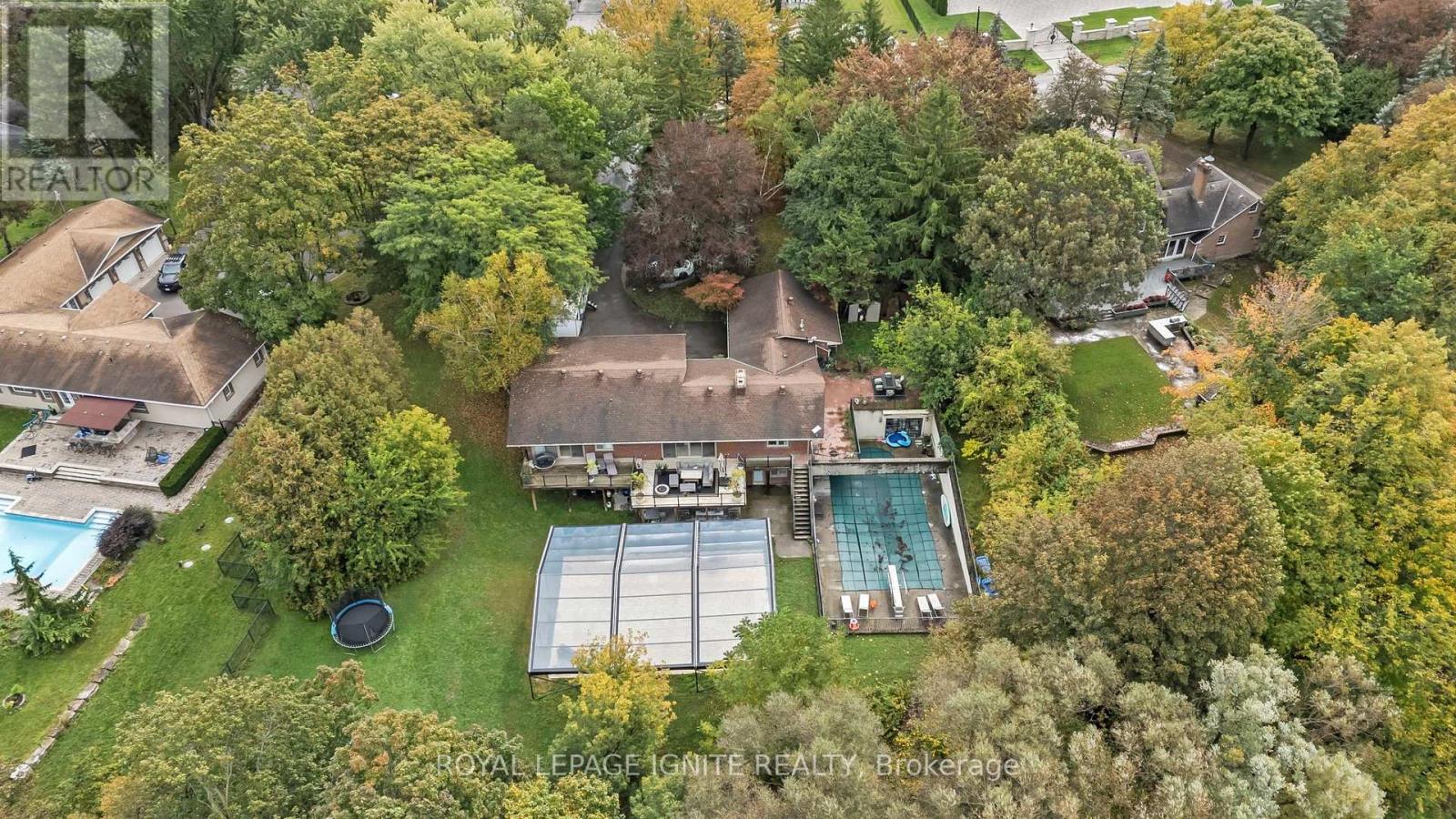 8 Ridgevale Drive Property Photo 42