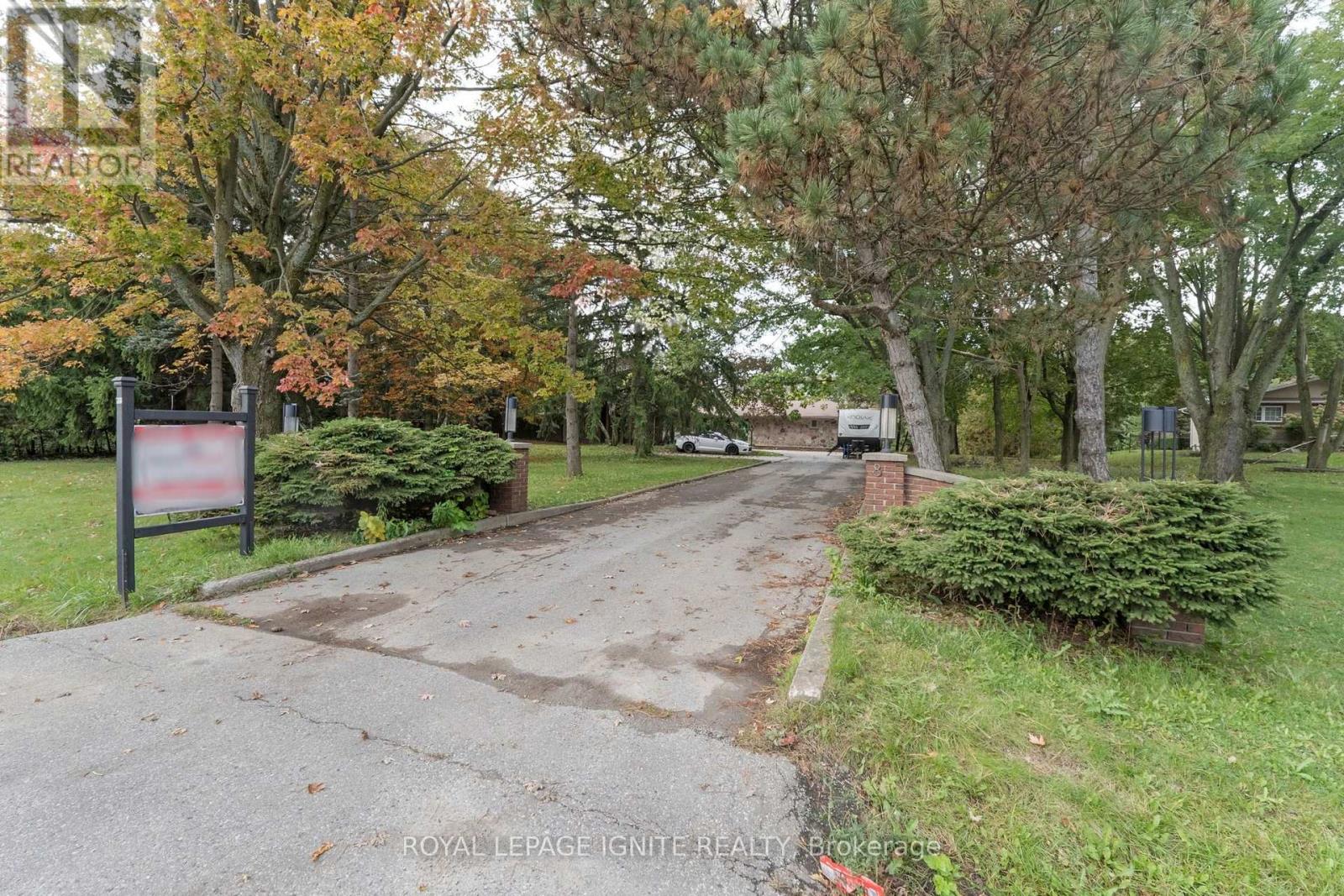8 Ridgevale Drive Property Photo 45