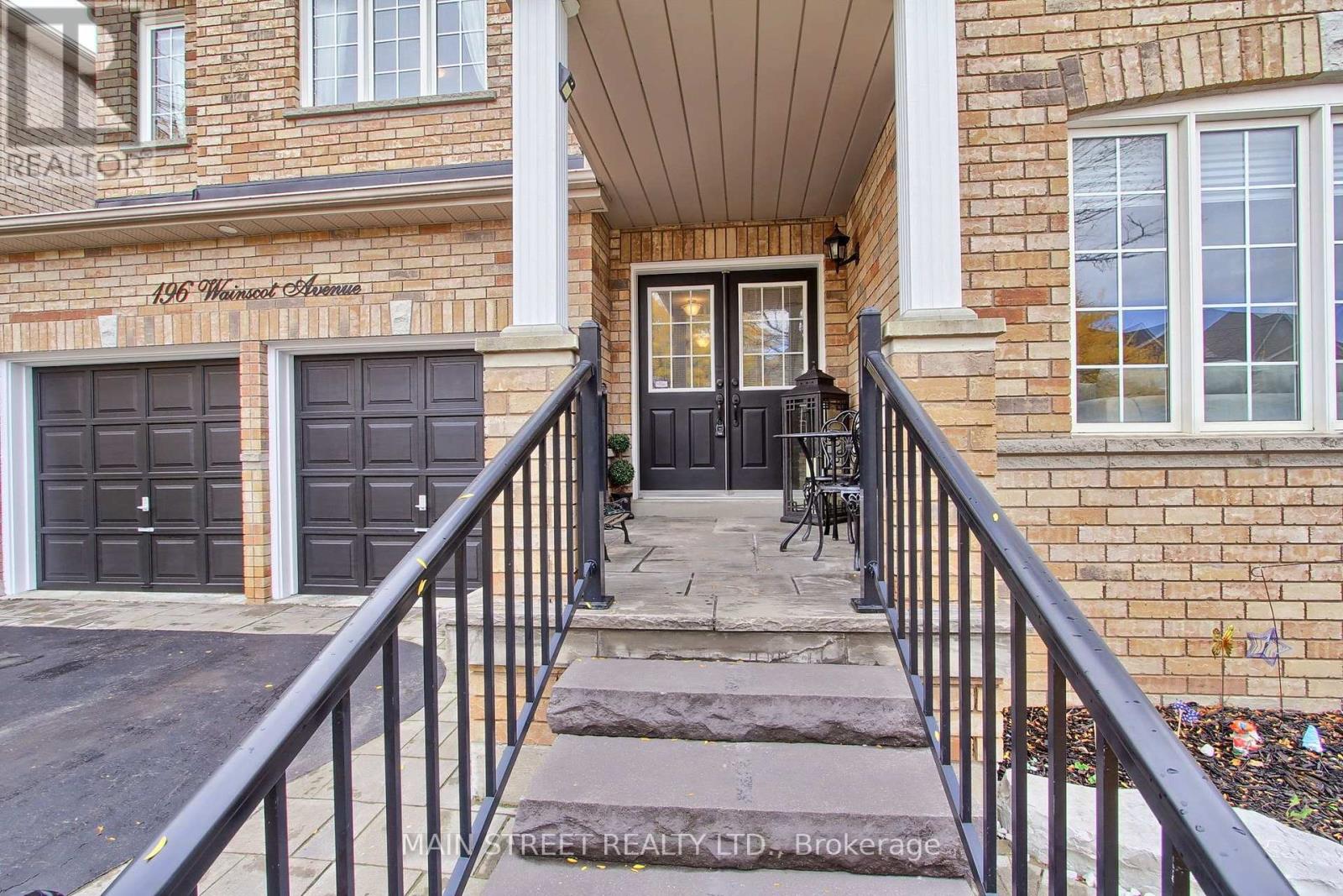 196 Wainscot Avenue Property Photo 3