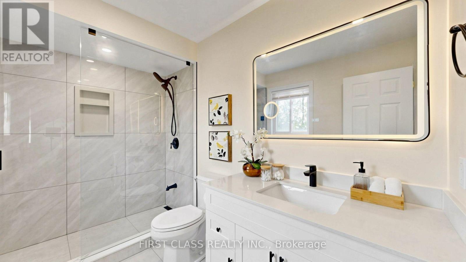 89 Castan Avenue Property Photo 25