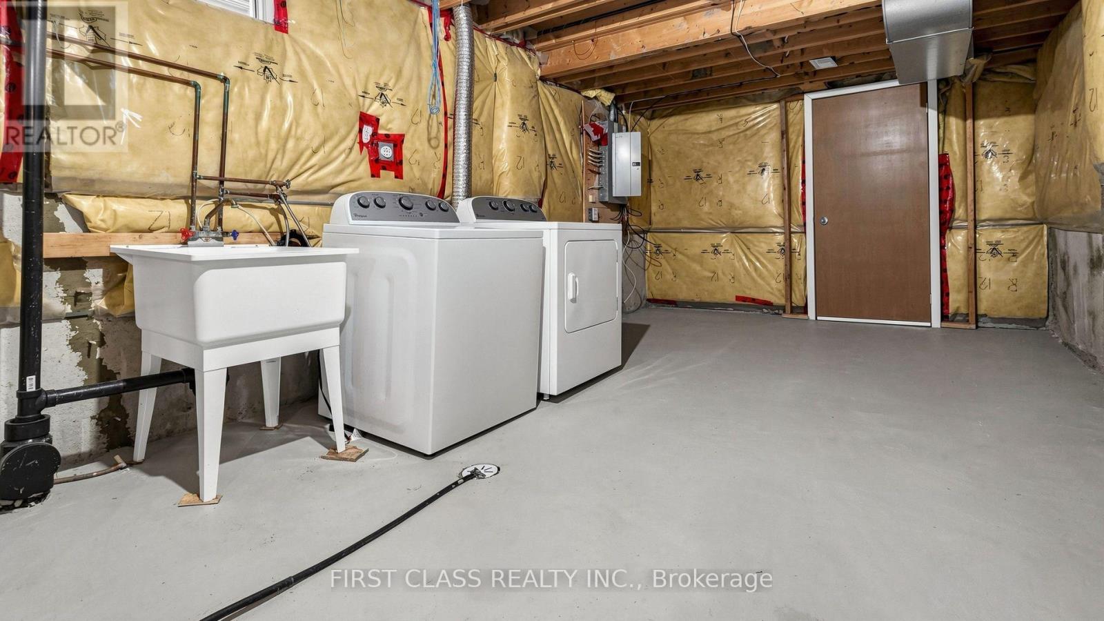 89 Castan Avenue Property Photo 34