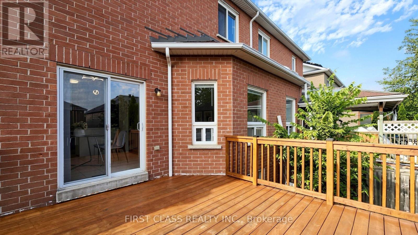 89 Castan Avenue Property Photo 36