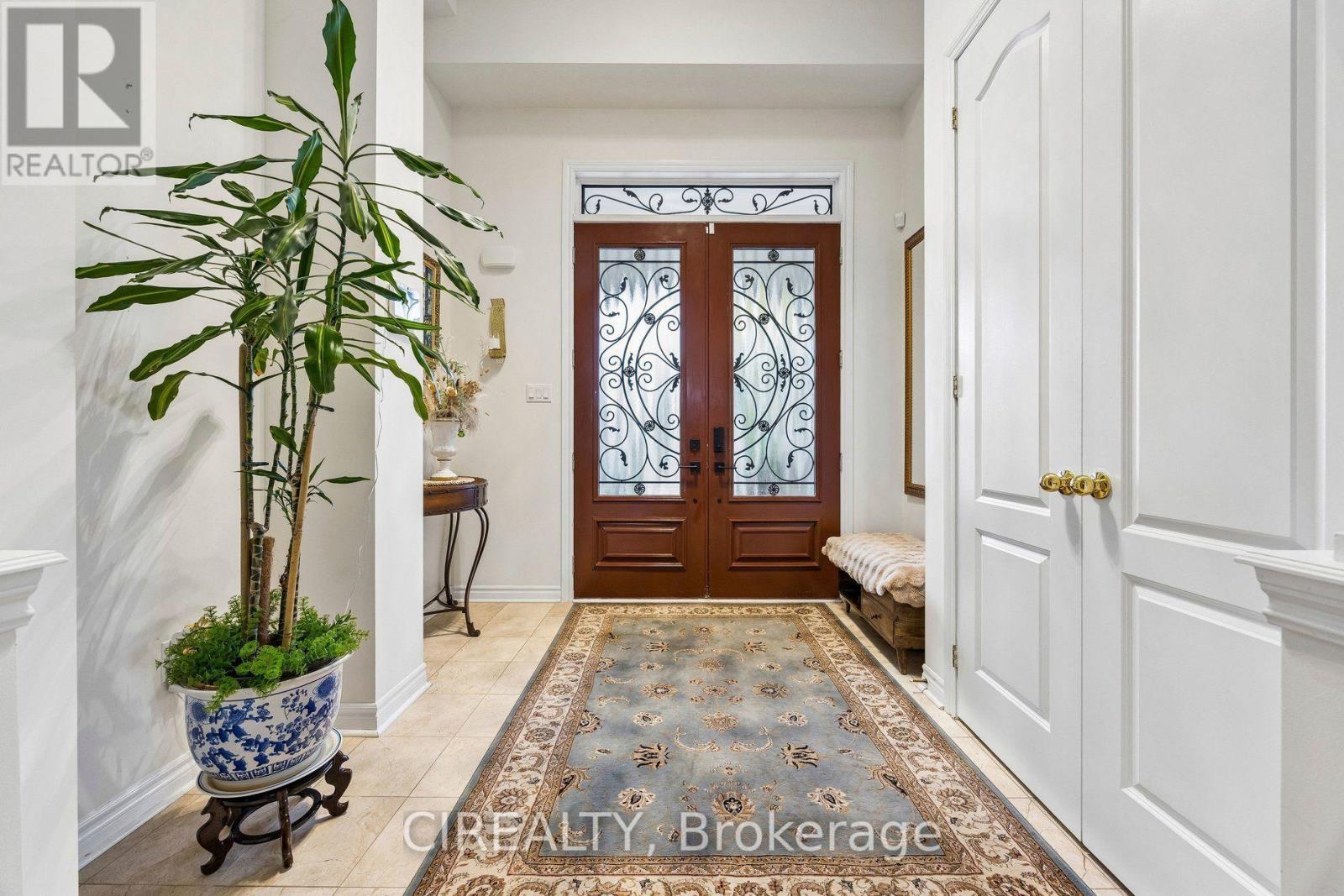289 Chatfield Drive Property Photo 3