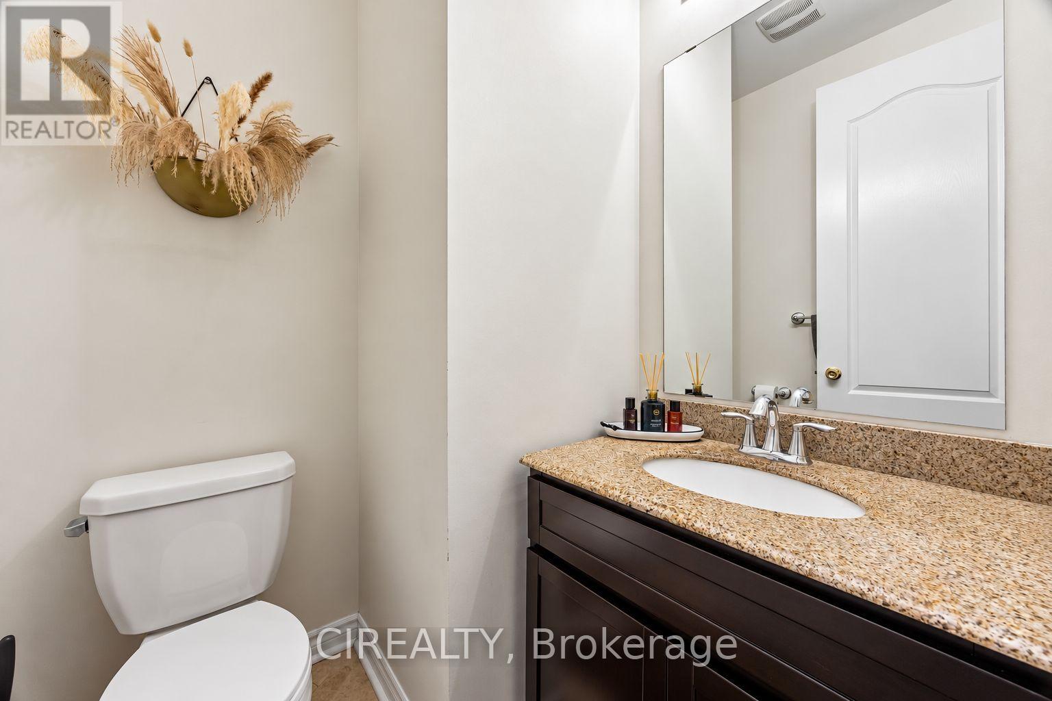 289 Chatfield Drive Property Photo 17