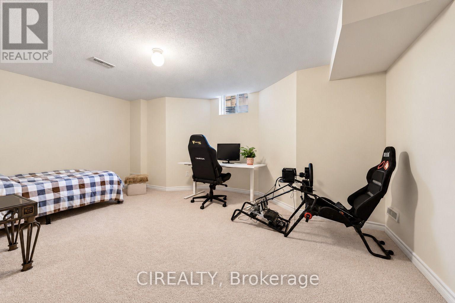 289 Chatfield Drive Property Photo 32