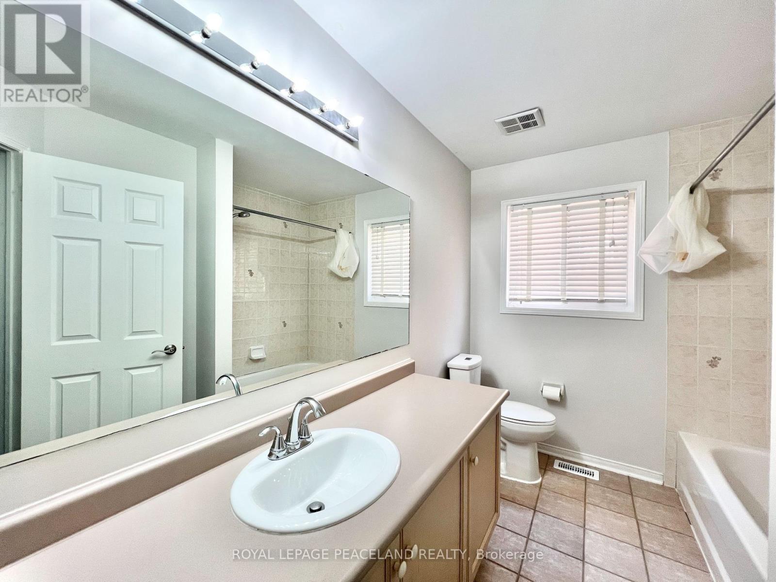 54 Treasure Road Property Photo 22