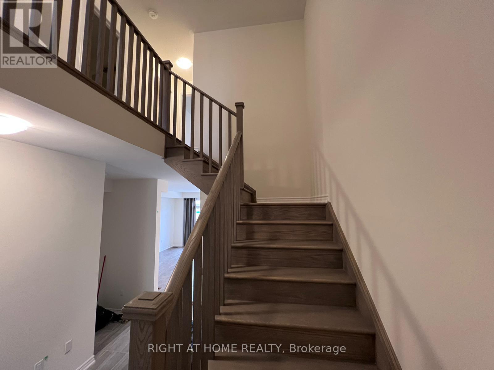 2250 Grainger Loop Property Photo 14