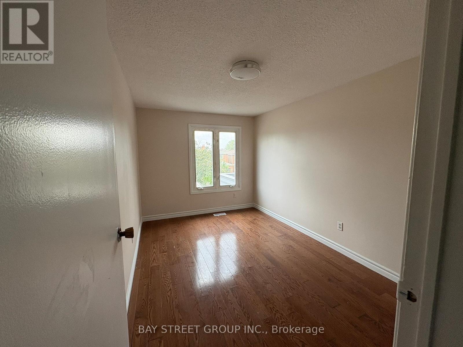 16 Tinti Place Property Photo 6