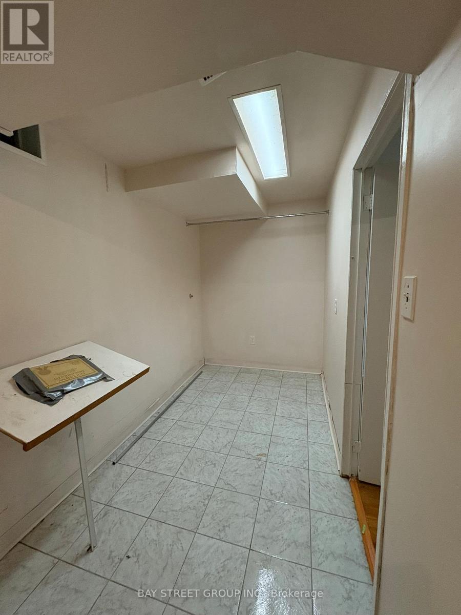 16 Tinti Place Property Photo 13