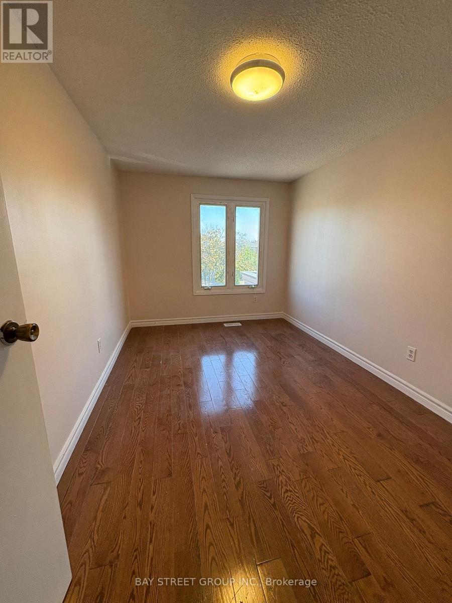 16 Tinti Place Property Photo 17