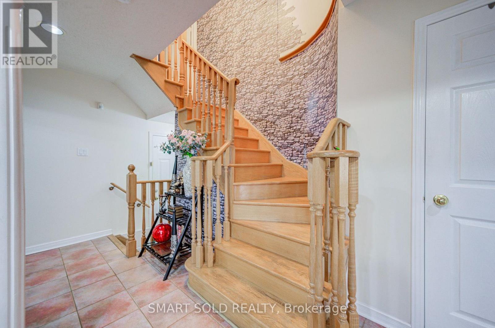 68 Harmony Road Property Photo 17