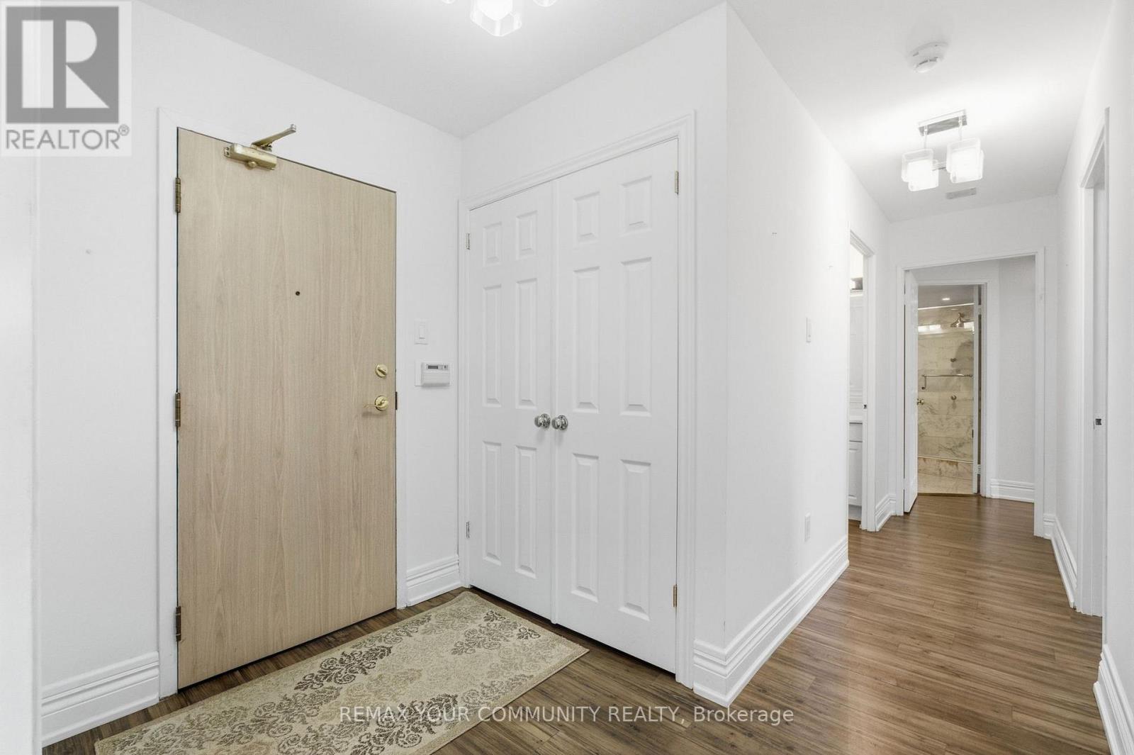 402 - 20 Harding Boulevard Property Photo 6